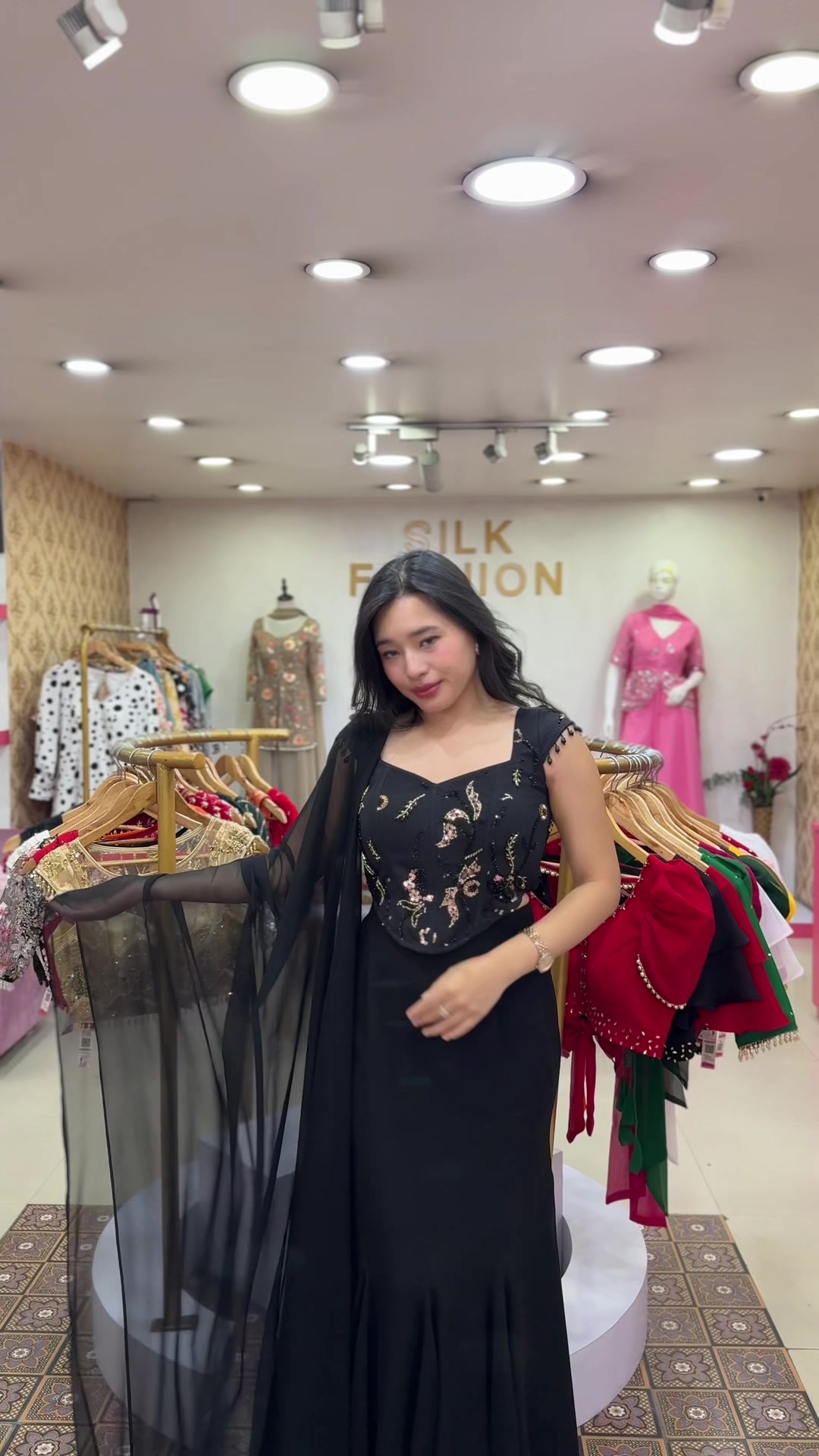 @Silk fashion