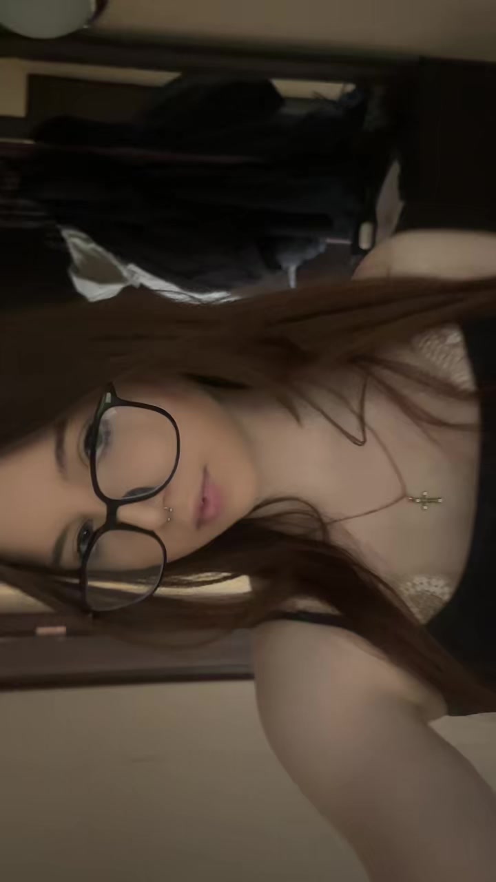 @༒︎
