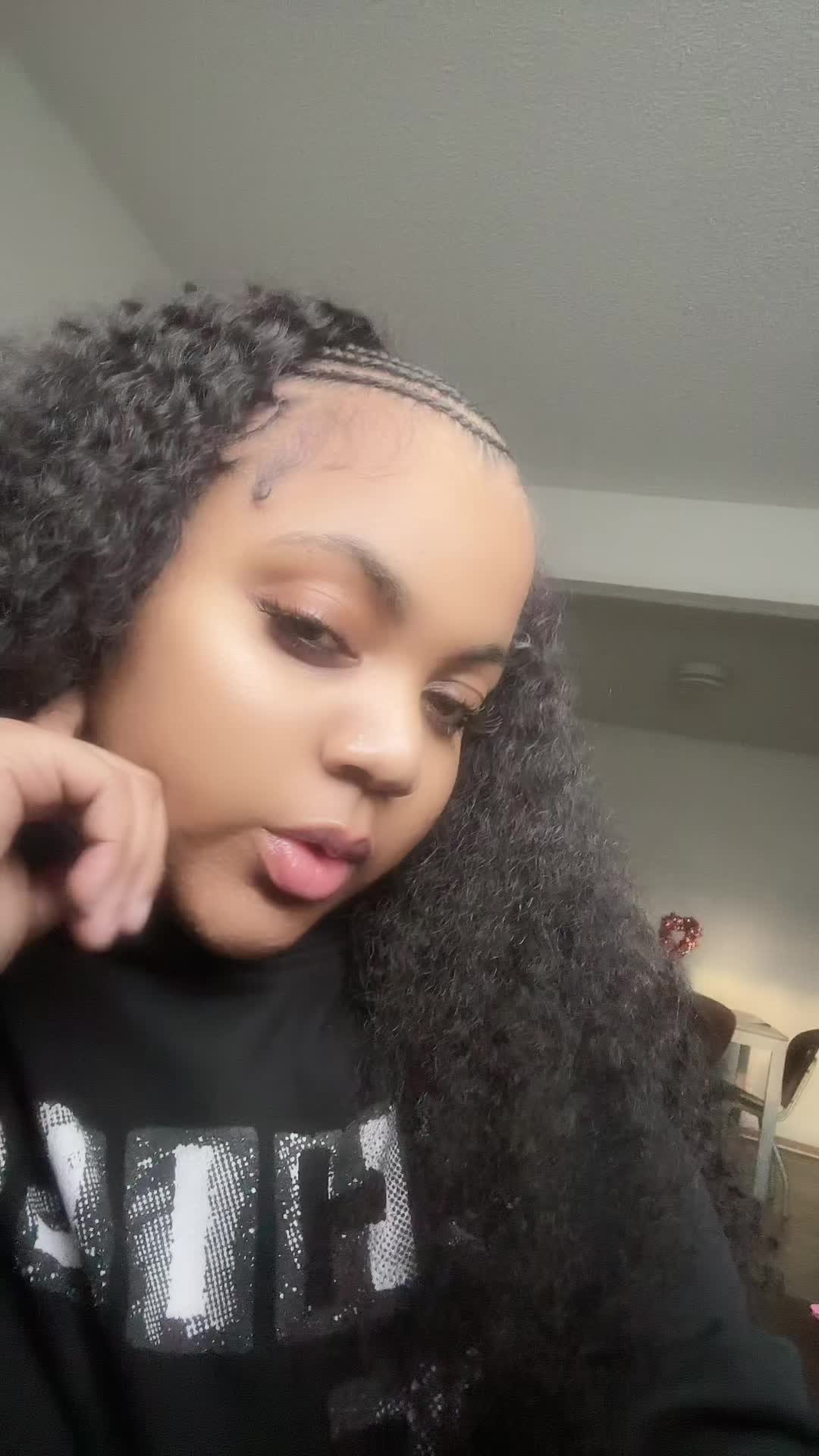 @Aminah Nicole