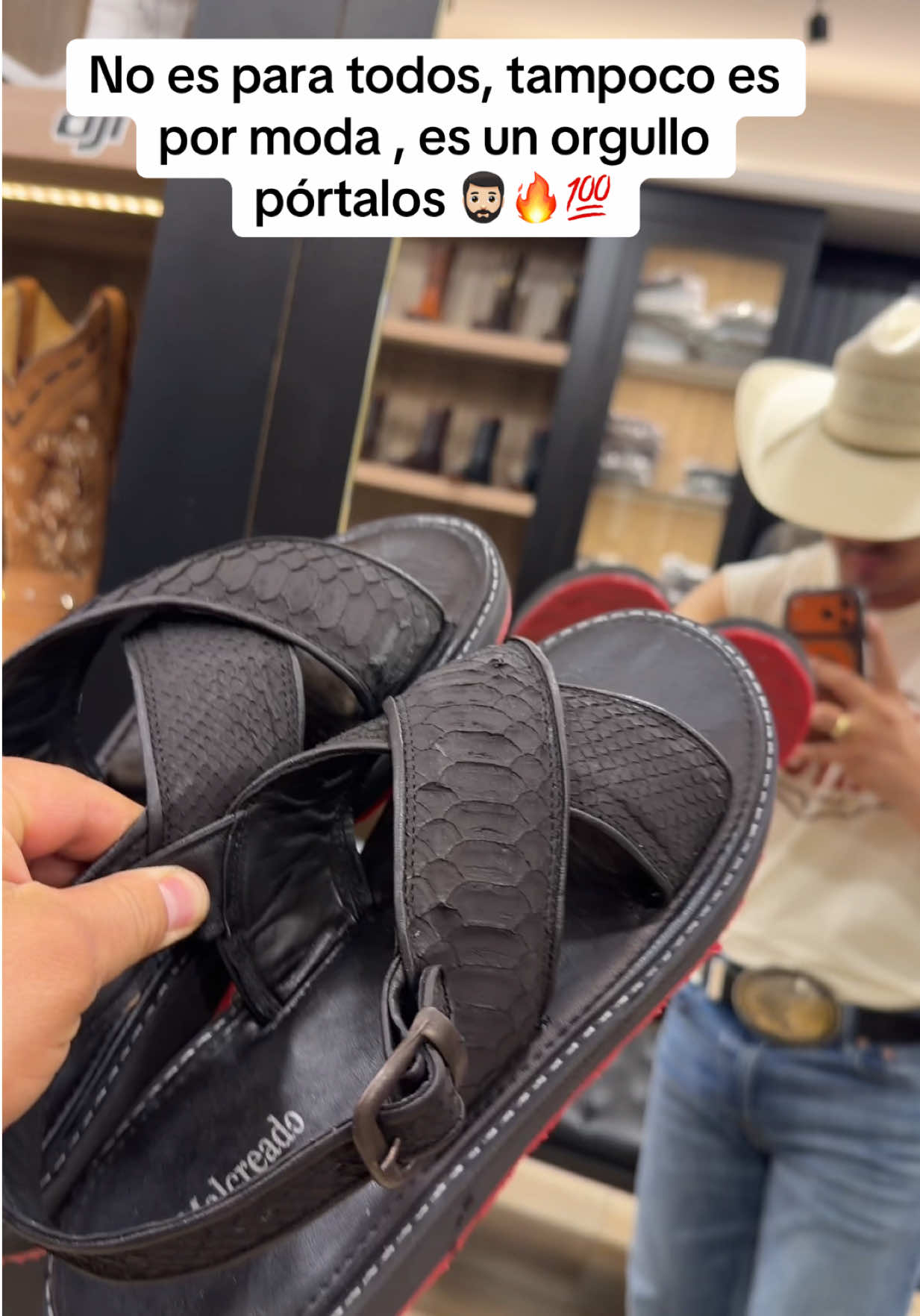 @Lara boots