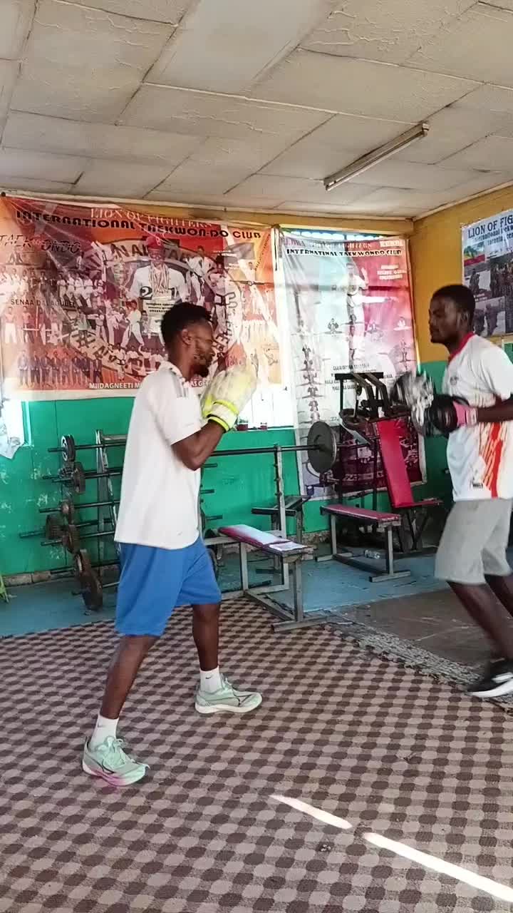@Jemu boxing