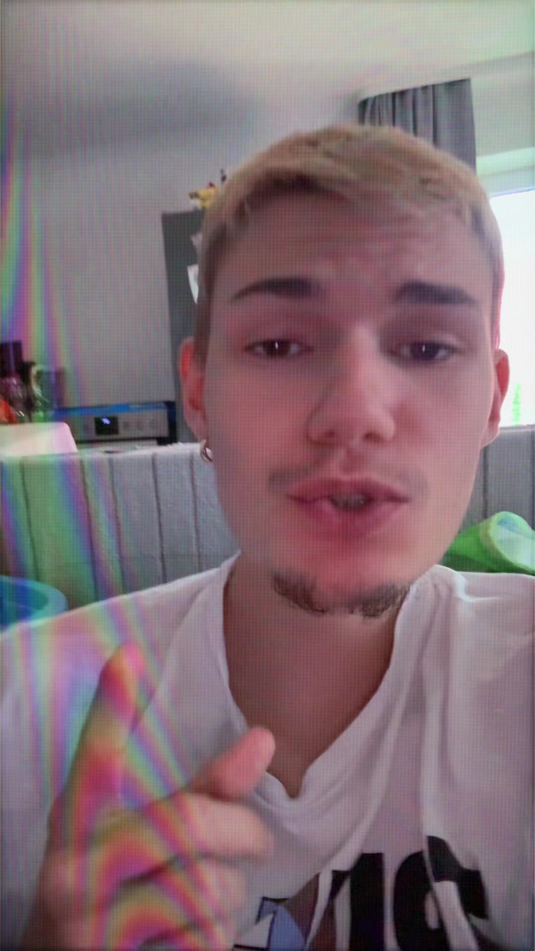 @KevinBadmomzjayAylivaFan🩵