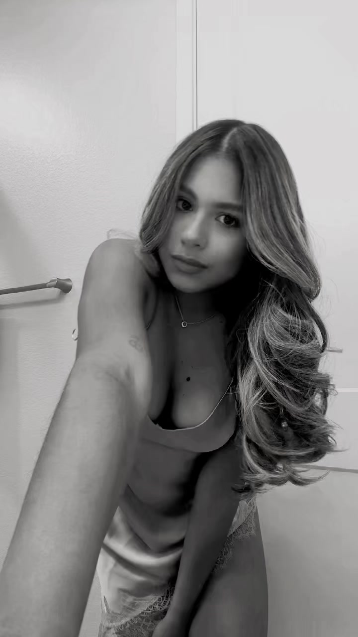 @AyisellQ