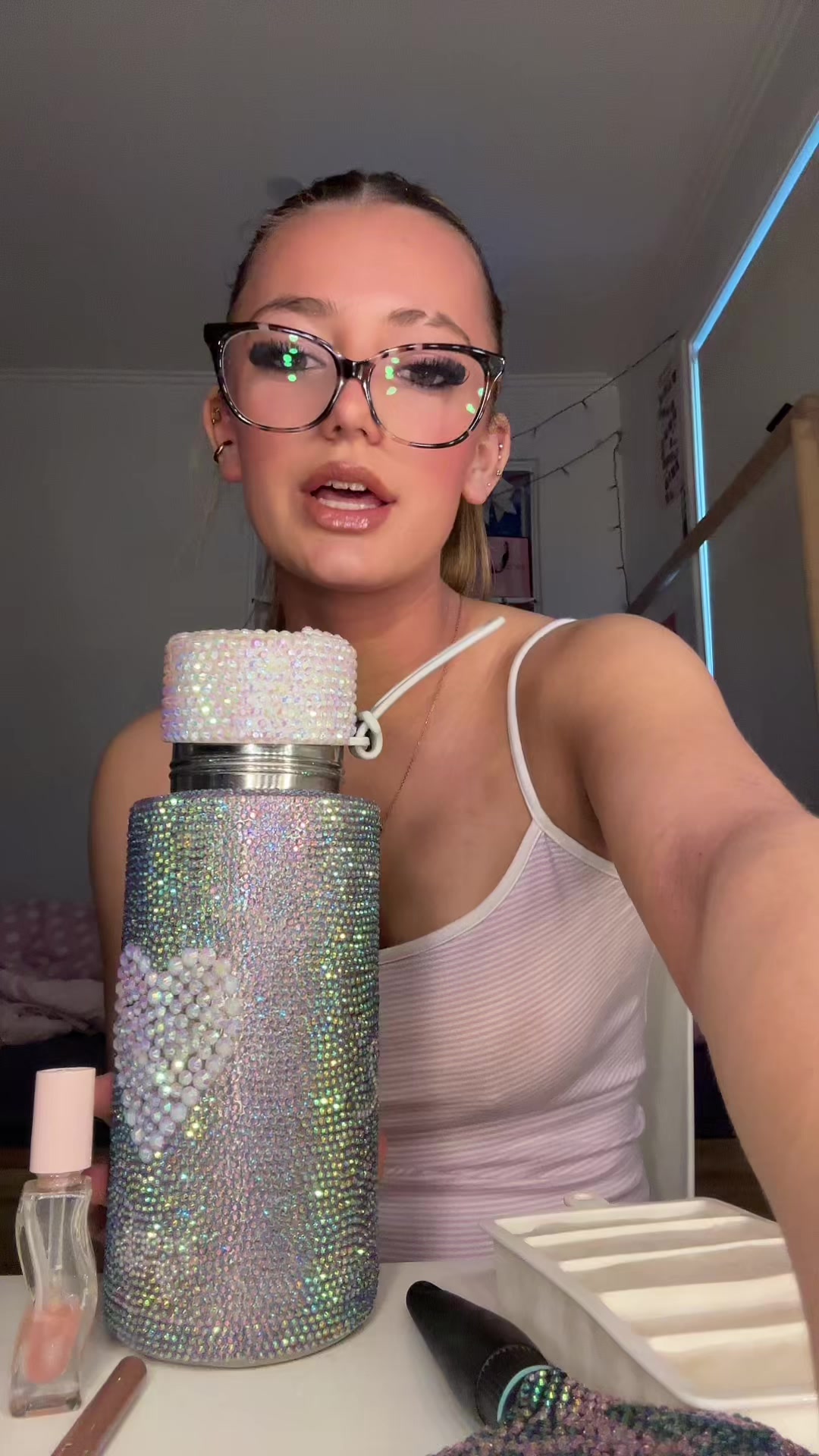 @𝒞⭐️