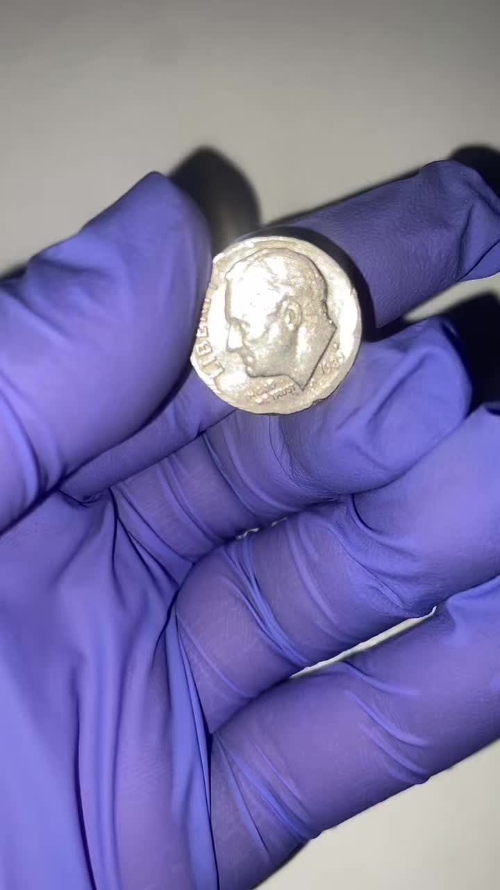 @DamagedCurrency ( Karen )