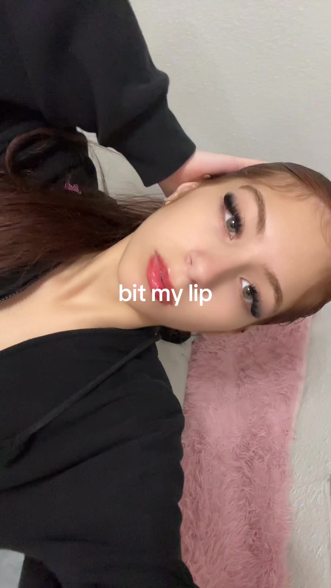 @️