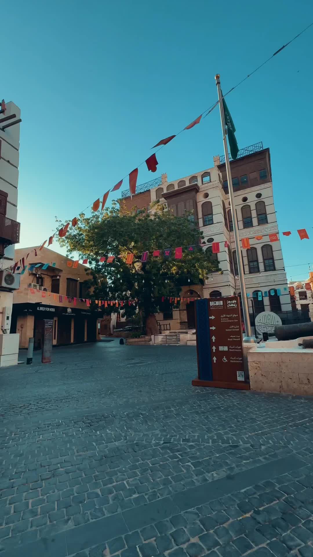 @Decapture_Films