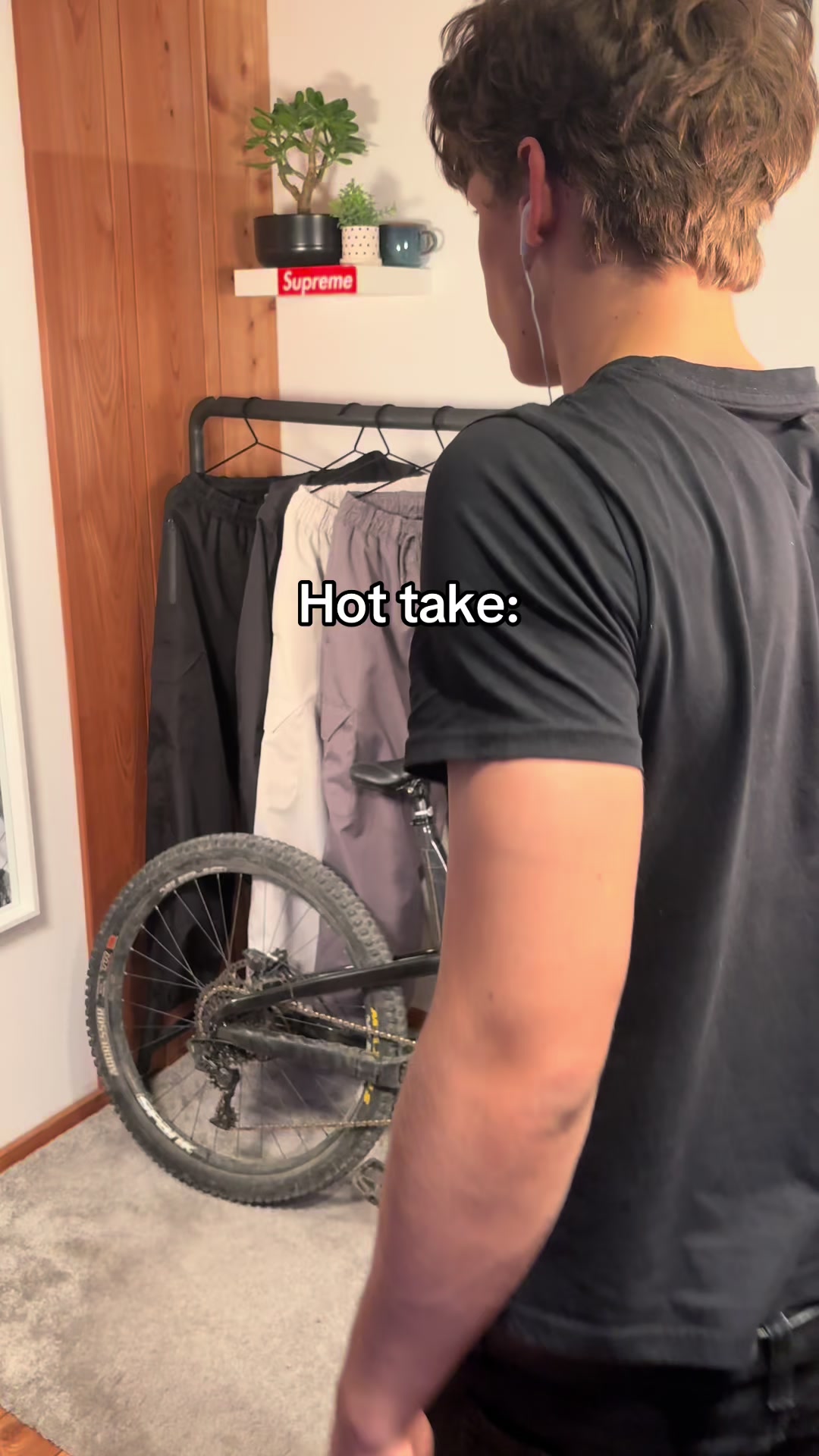 @Threads Snowpants