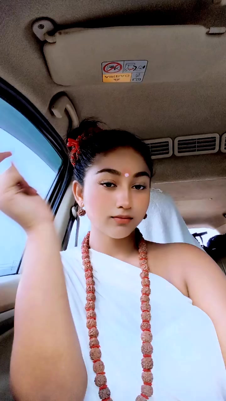 @Aayusha bk ❤️✨