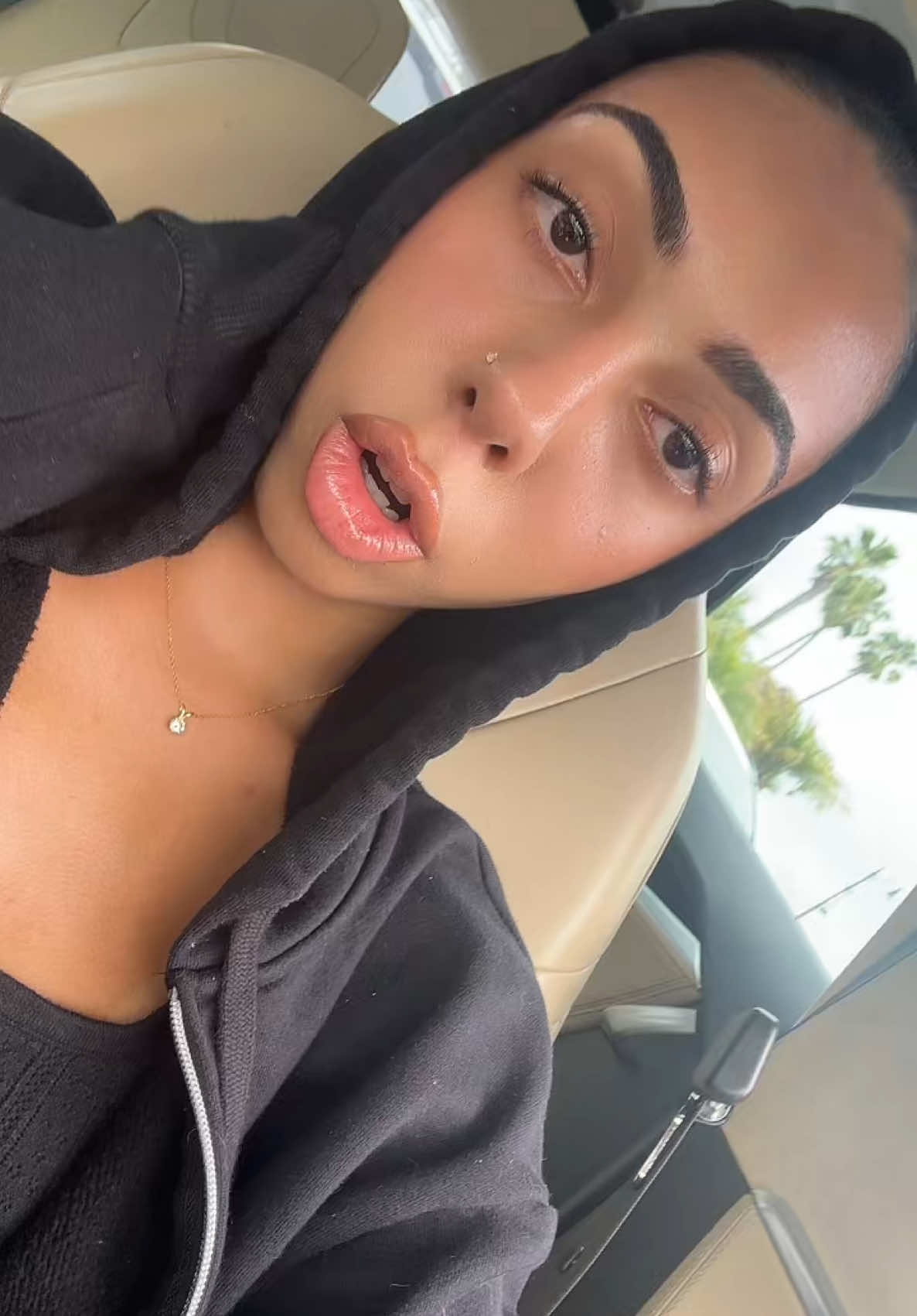 @ياسمين