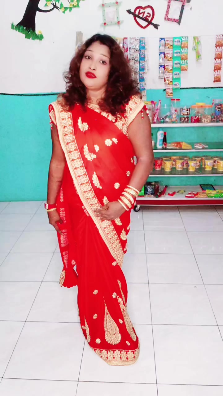 @நிஷா குட்டி