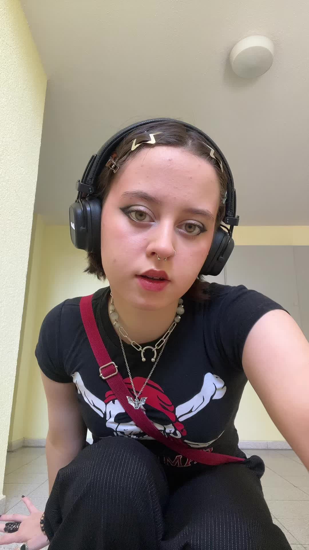 @lillyschote