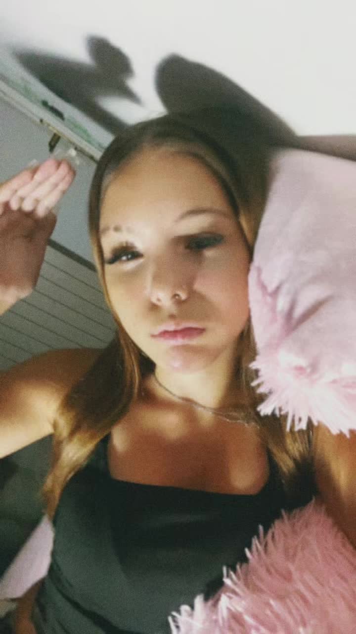 @auryyy