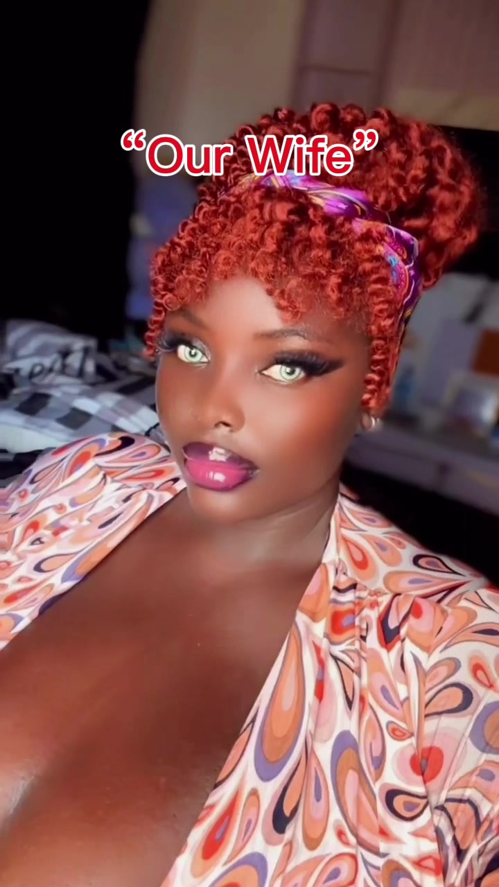 @Official_busty_Vivian ♉️