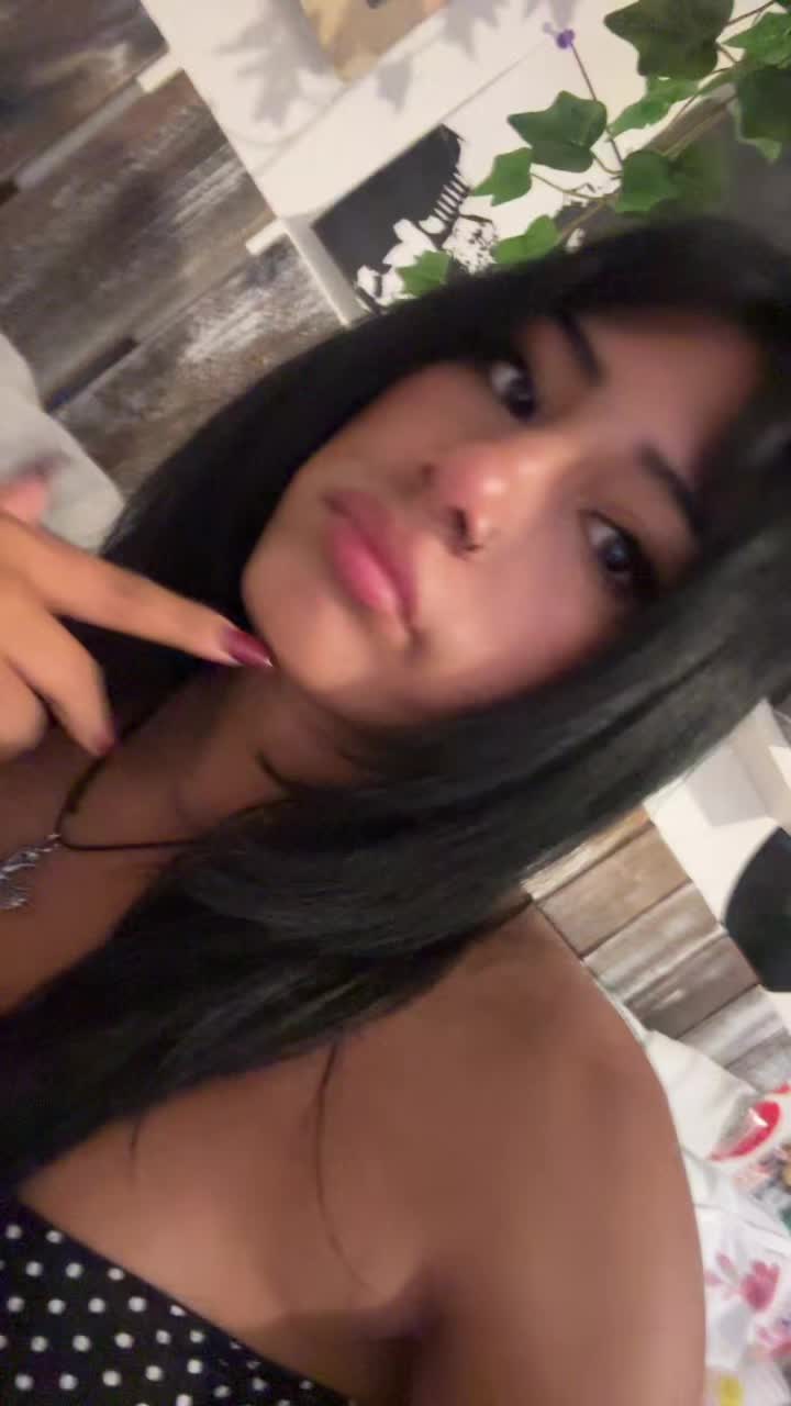 @𝑙𝑖𝑙𝑦 ✂️