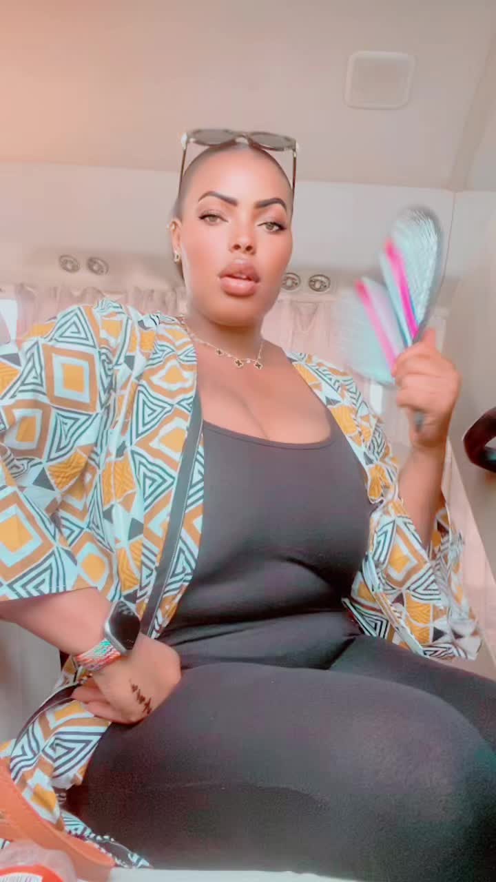 @Queen-Diarra 🧕🏻🇨🇮🇸🇳