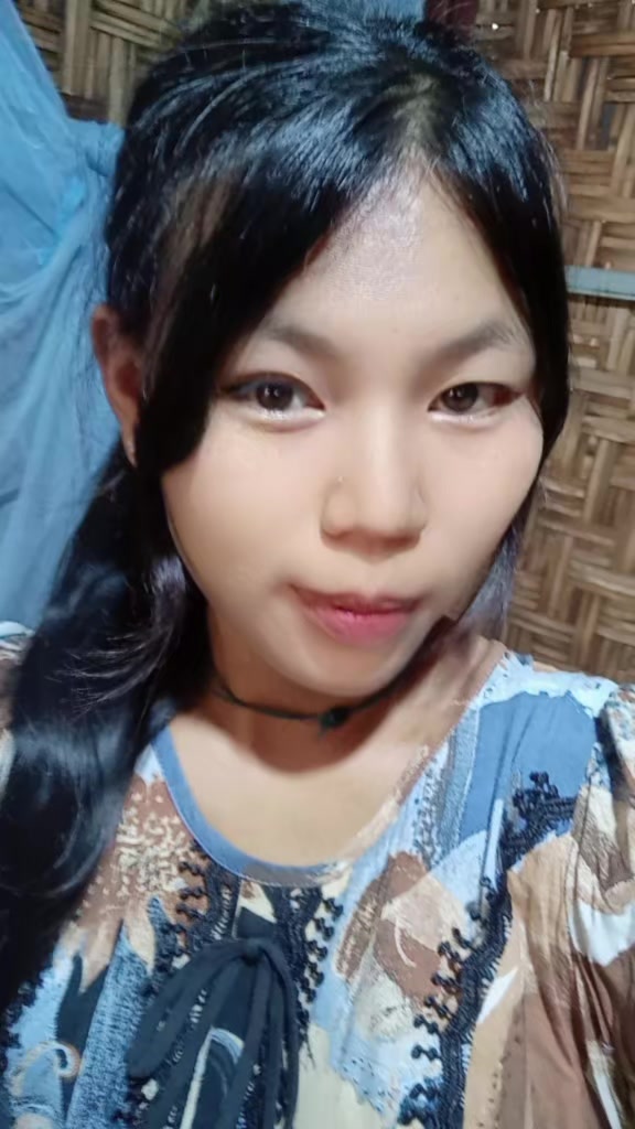 @ေရဦးသူ ေလး🥰