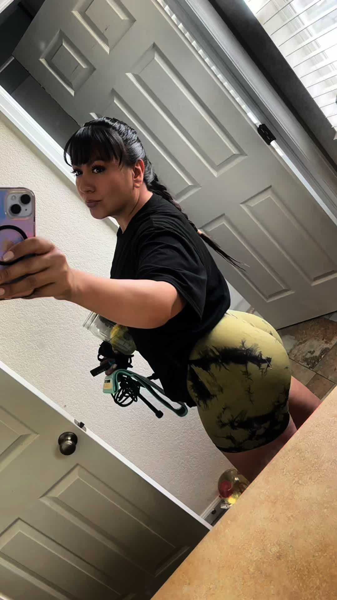 @Selena💕