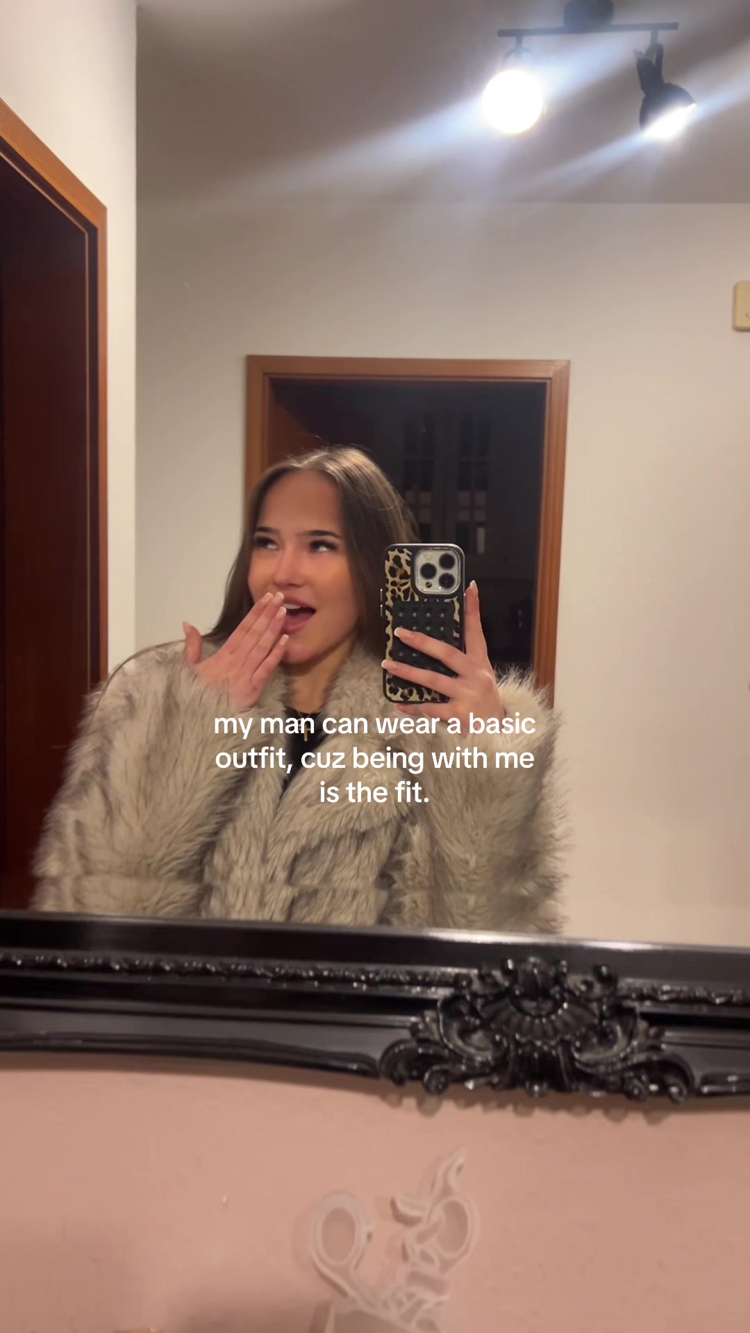 @alinawho