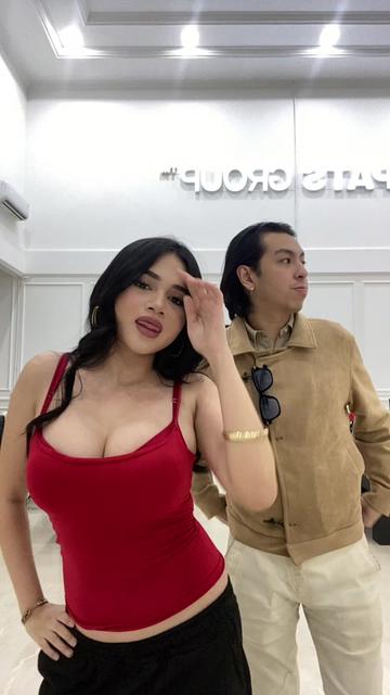 @wassuprachel 👀