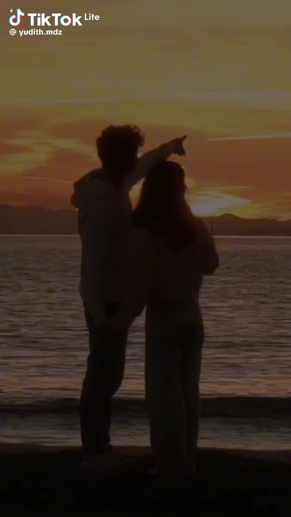 @𝕝𝕒𝕦𝕣𝕒 𝕣𝕦𝕚𝕫