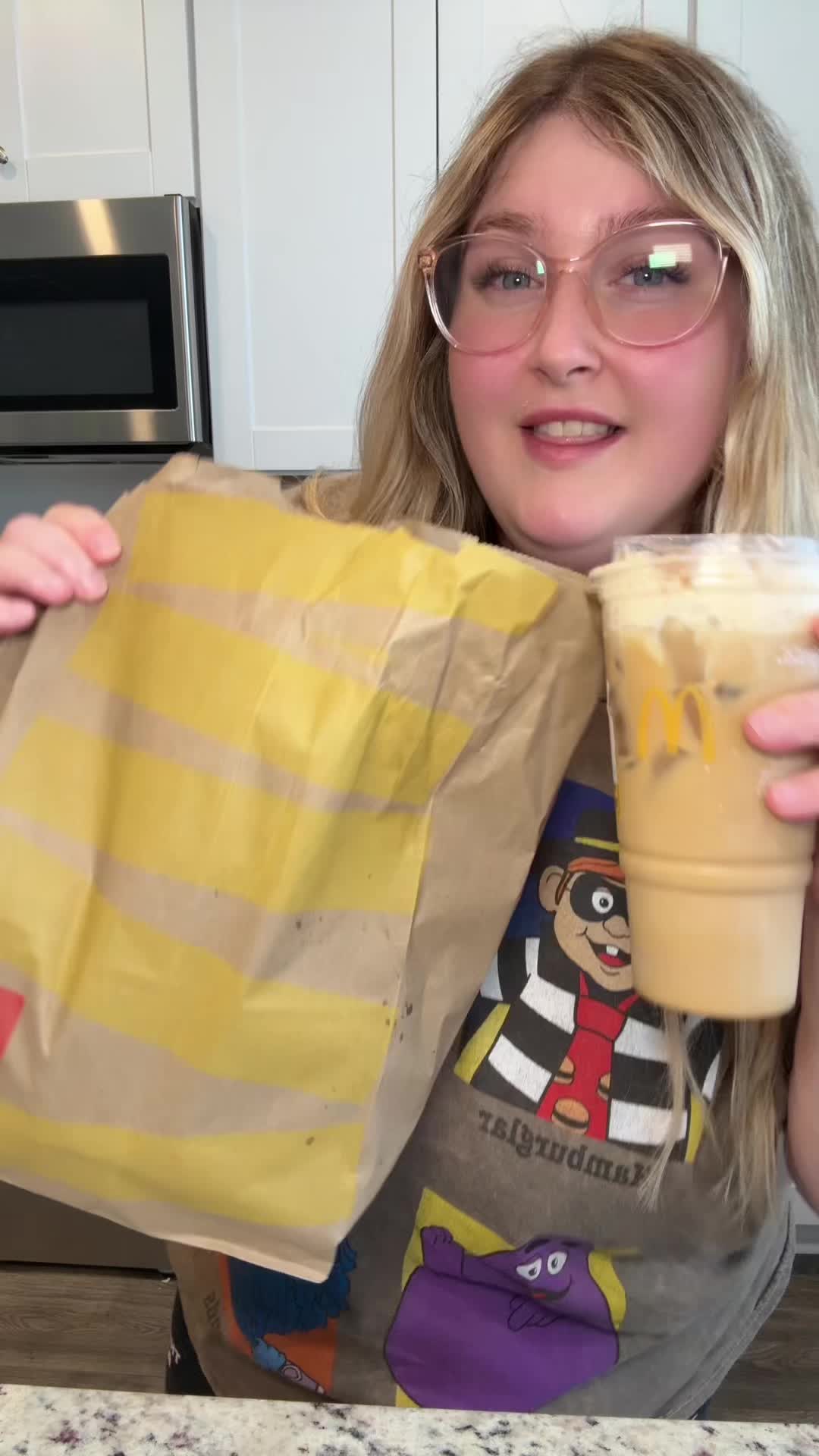 @brandileighsnacks 🍩