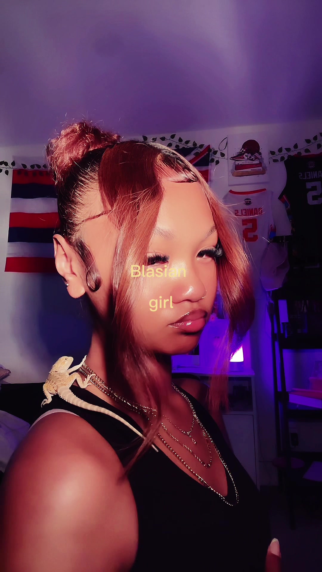@𝒶𝓎𝓈𝒾𝒶