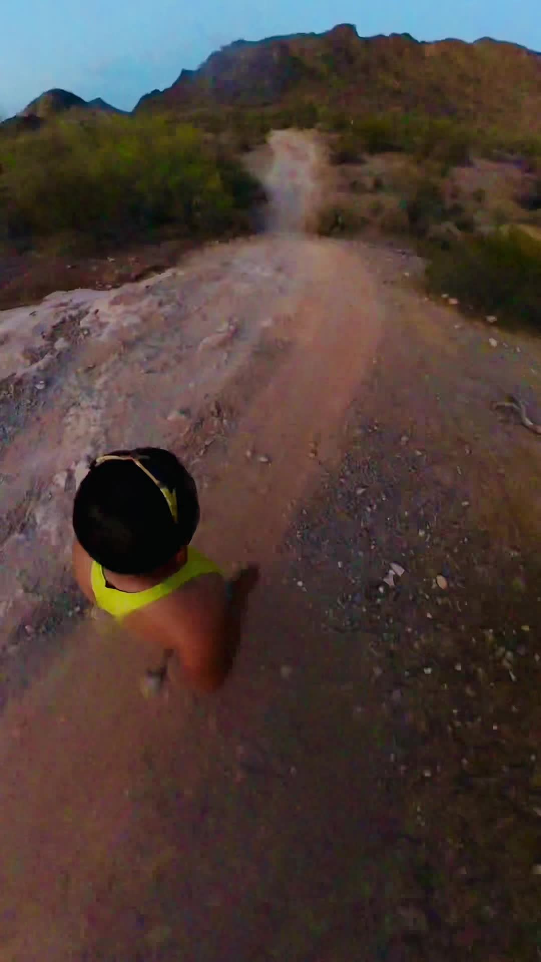@runningvlogfromthrdesert
