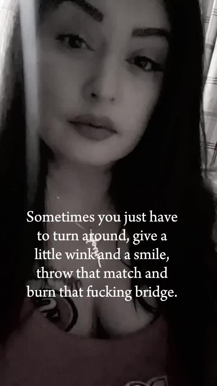 @9erLori ✝