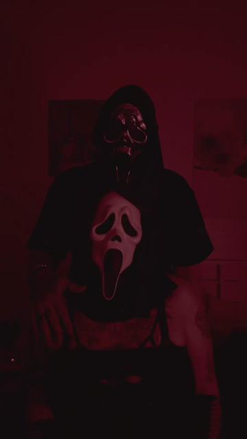 @{~Mrs_GhostFace~}