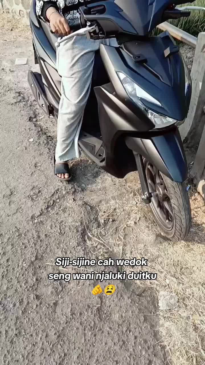 @Mekrok_07