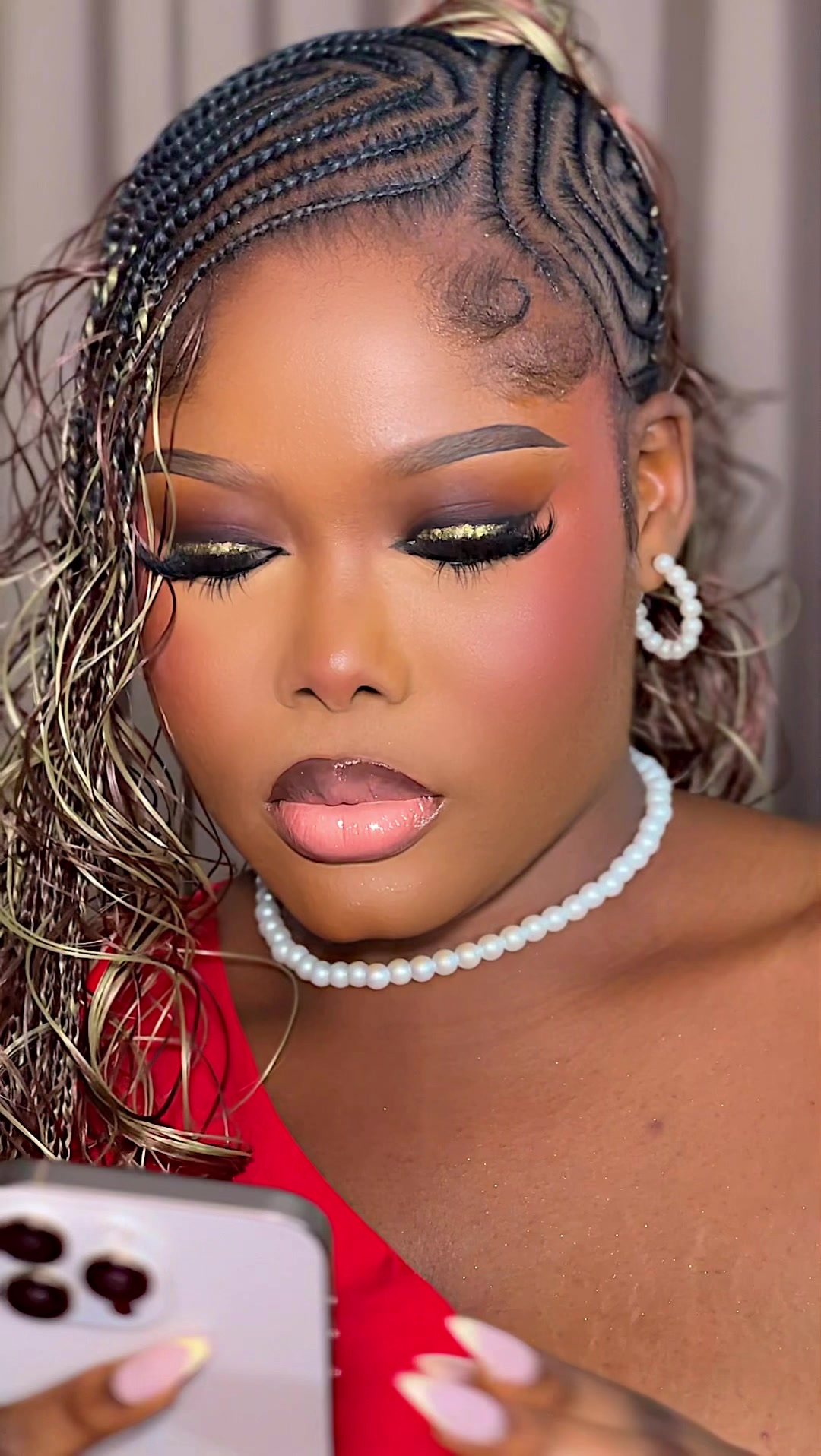 @ANNIE—GLAMOUR