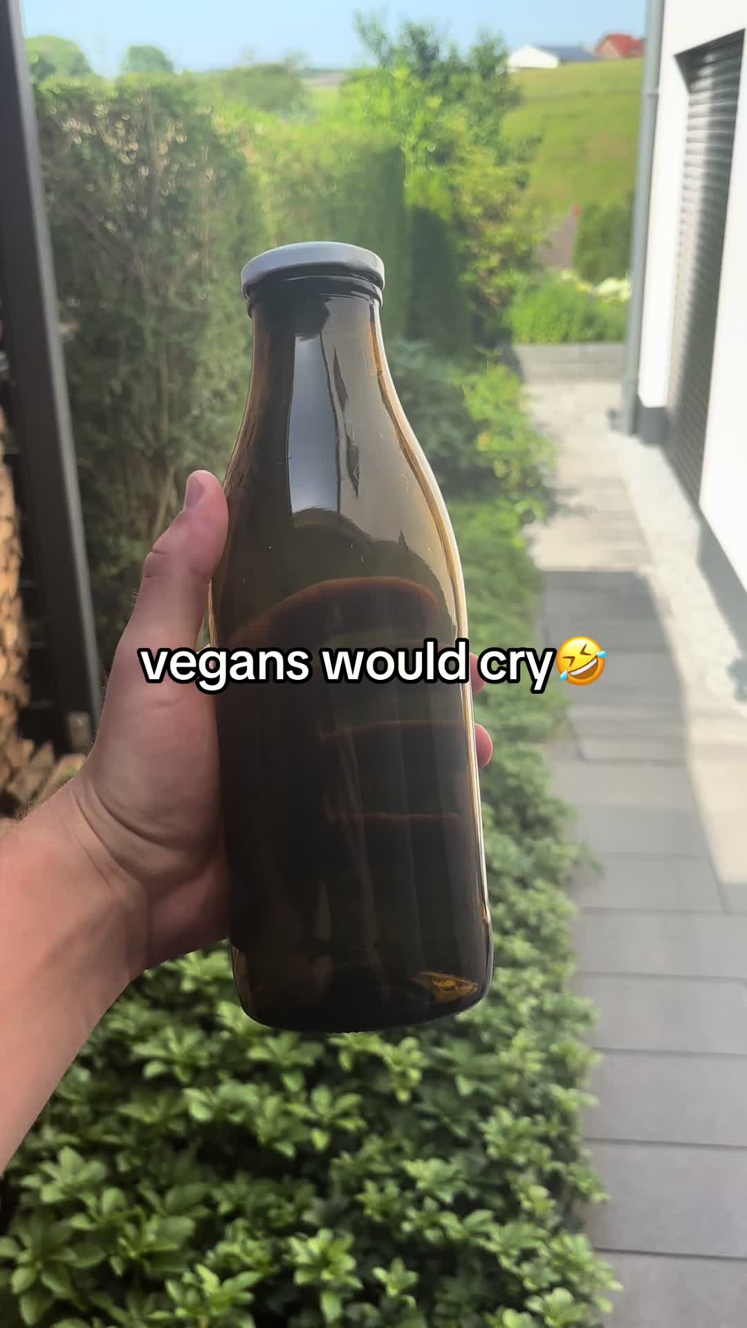 @earthtoker