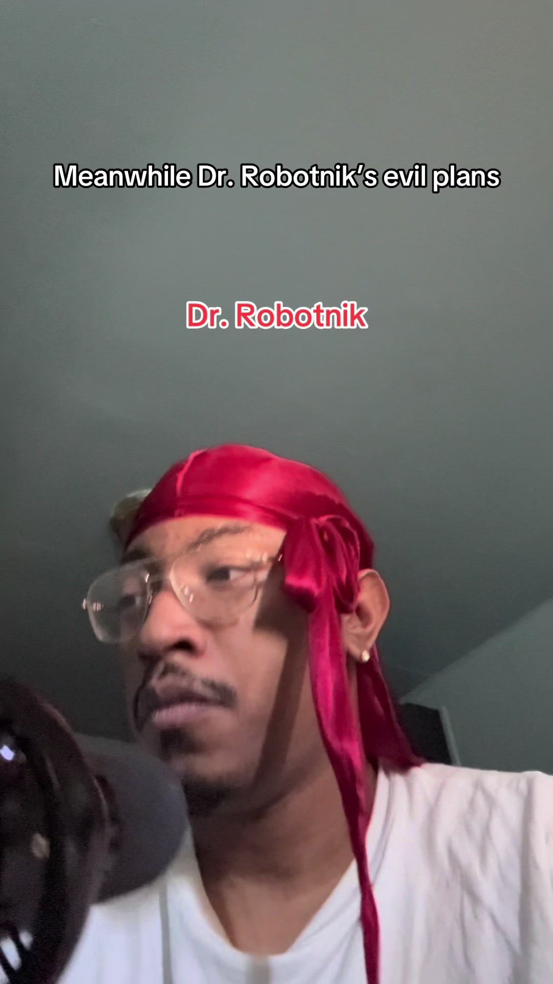 @EYHU