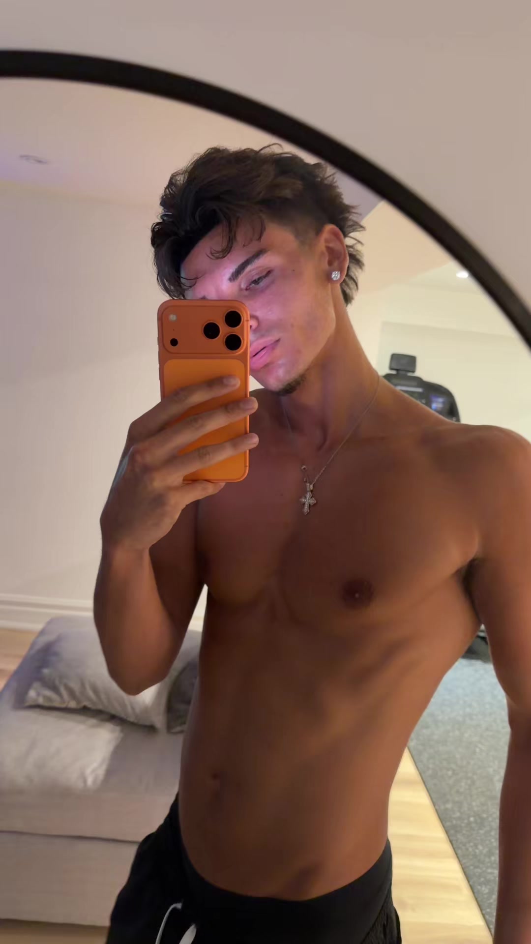 @chris.nikoo