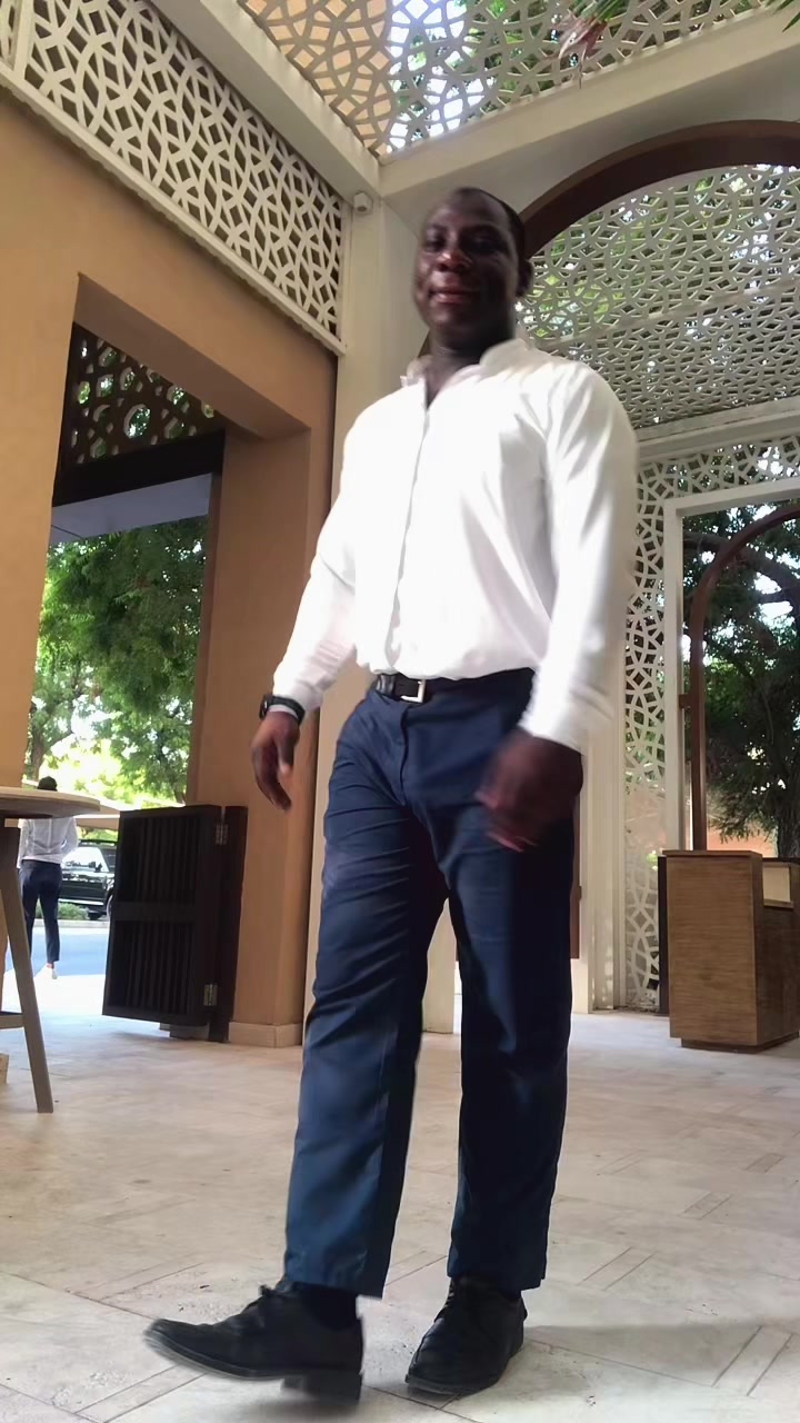 @Bismarck🇬🇭🇦🇪🇺🇬🇬🇧
