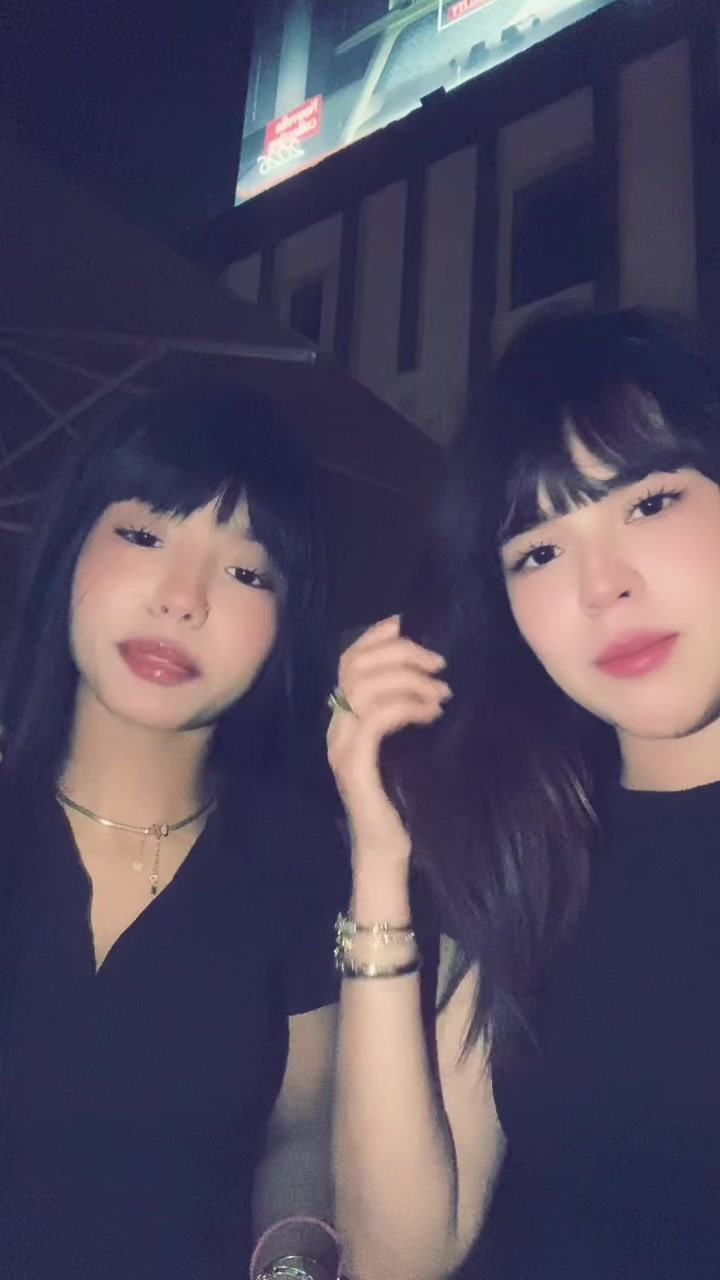 @lauren