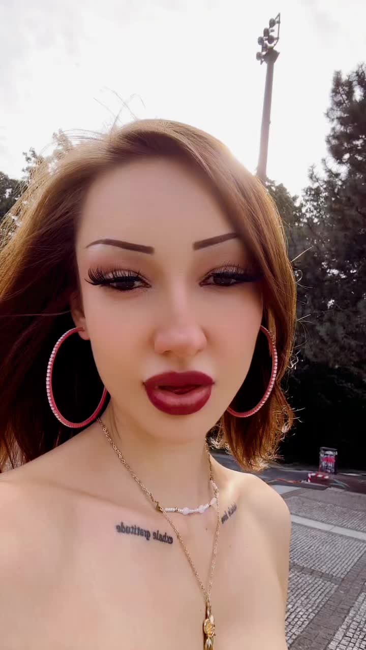 @lischadelicious