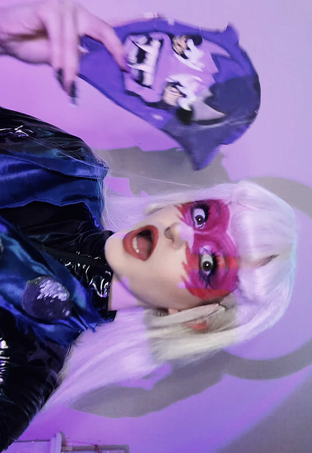 @|~ LyLy ~| HE/THEM