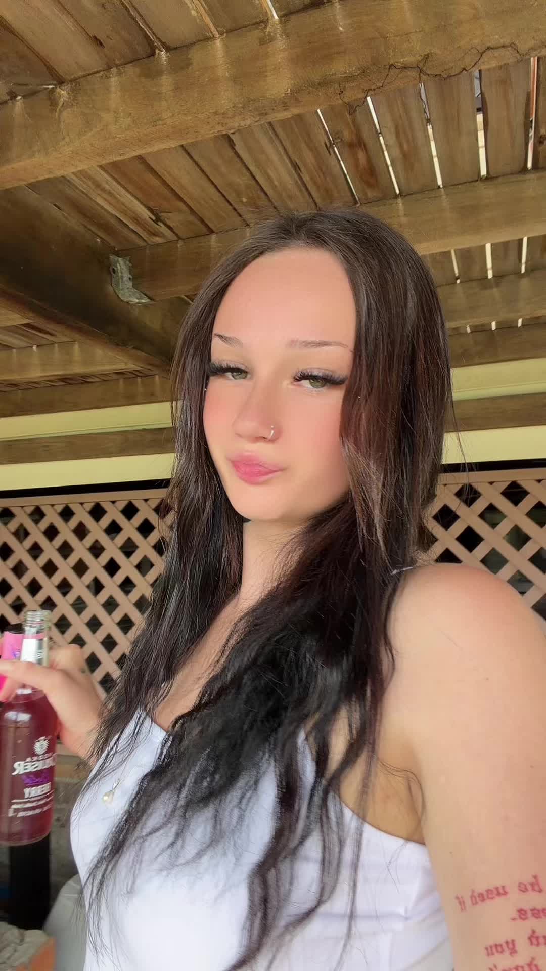 @neika