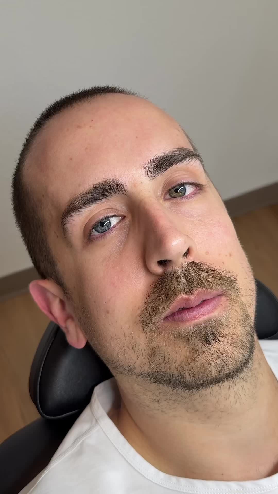 @Browboyy