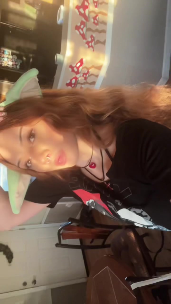 @mariah🕷️