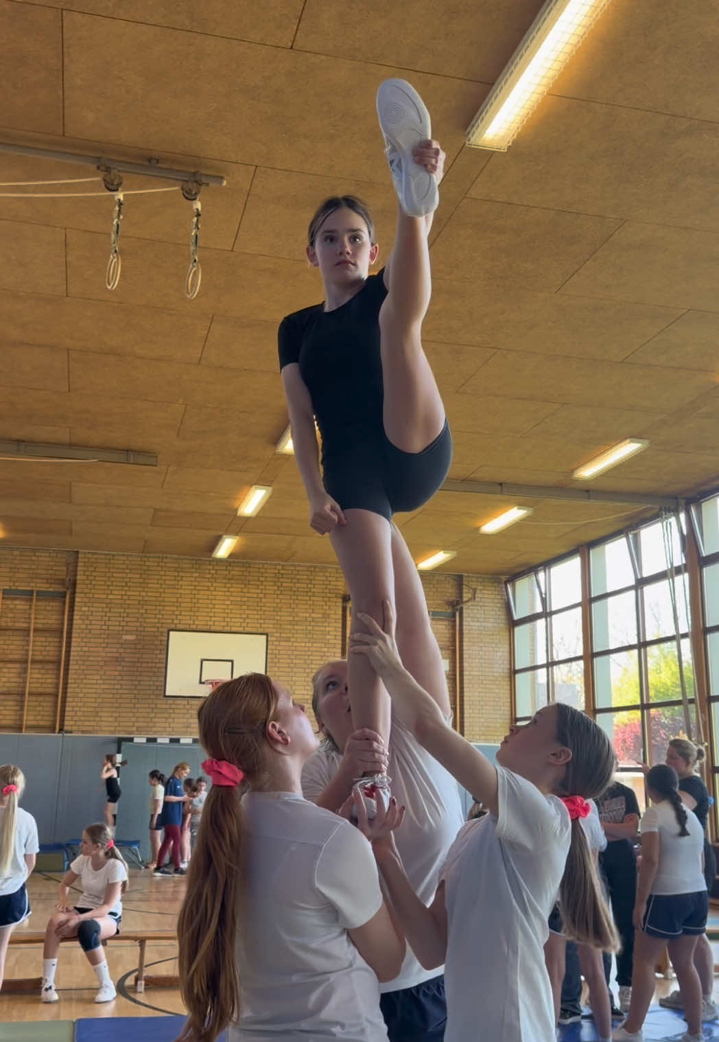 @Itschiaracheer