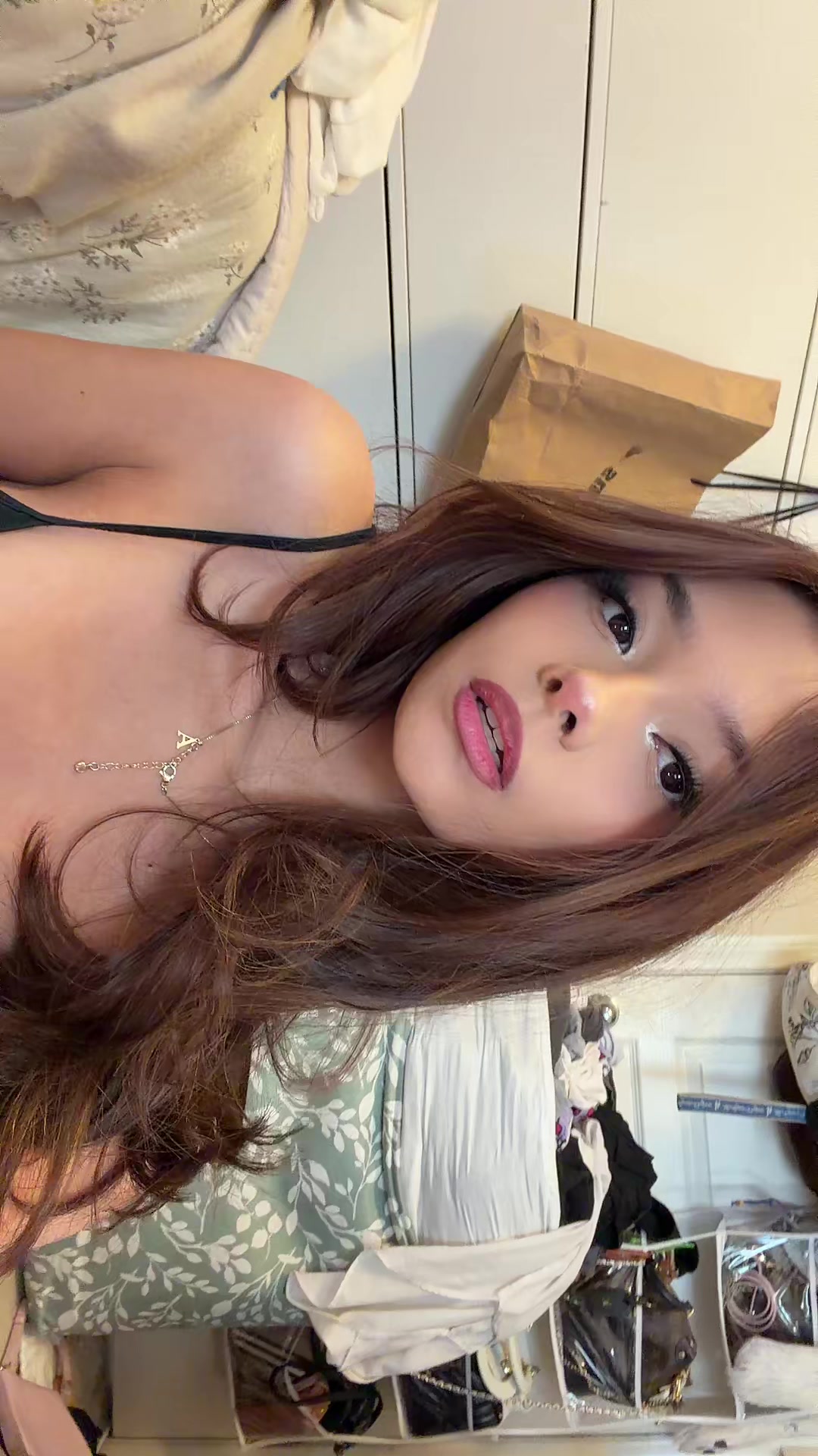 @<3
