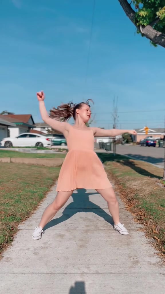 @noellerothofficial