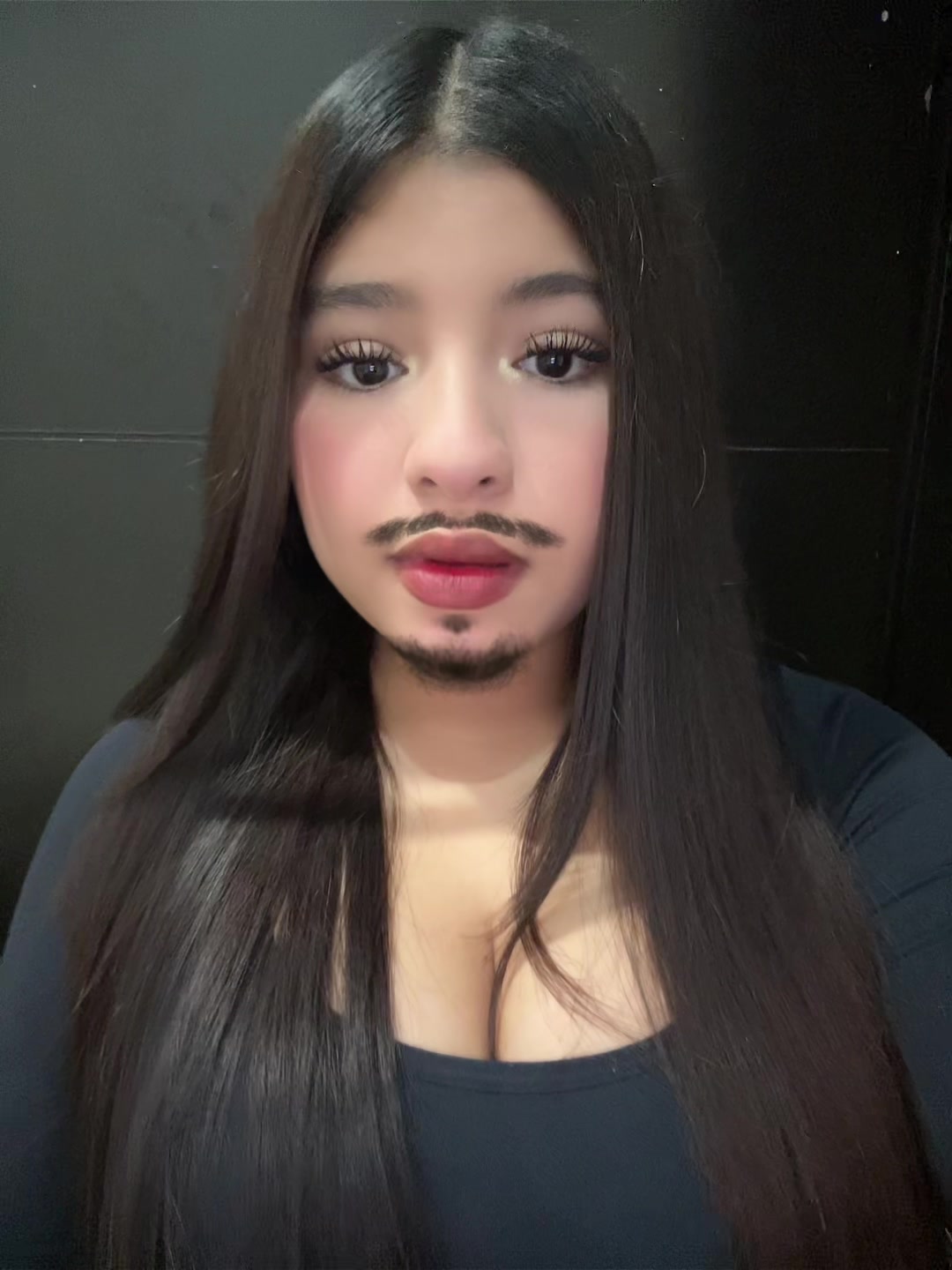 @𝓿𝓲𝓪𝓷𝓮𝔂💗