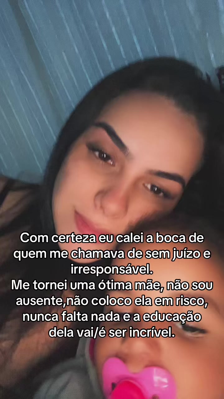 @Ana Carolina Moreira 🦋