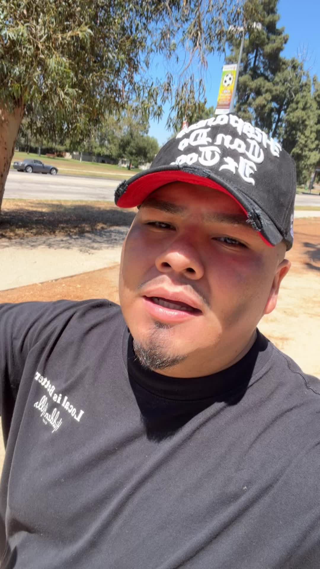 @DoKnows_