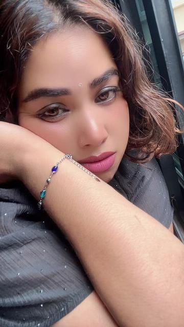 @Shreya🌒