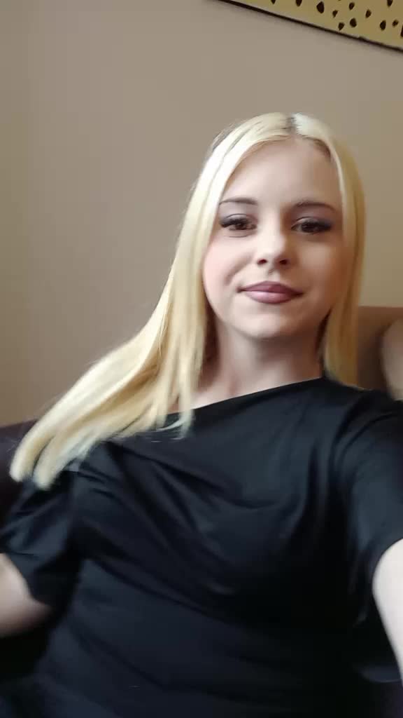 @𑣲𝐋